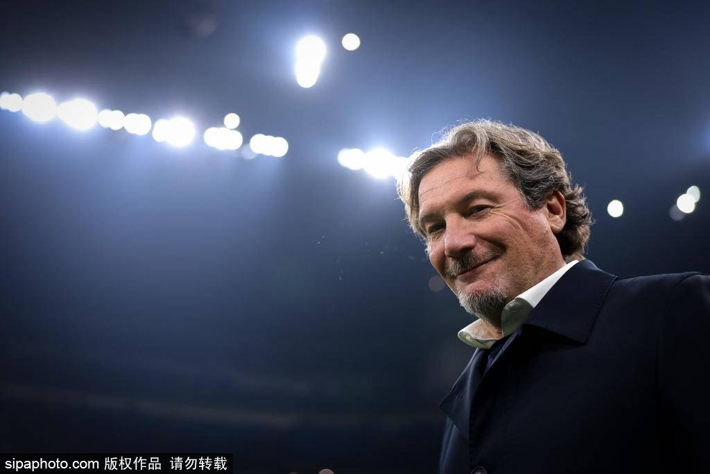 伊布与埃托奥的世纪交易背后：前国米总监揭秘转会内幕